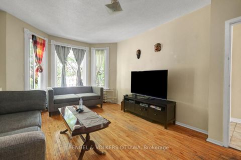 Photo 15 at 256 Kent Street N, Ottawa Centre