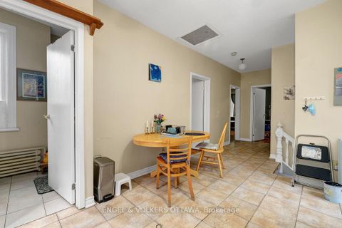 Photo 18 at 256 Kent Street N, Ottawa Centre