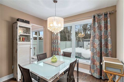 Photo 9 at 813 Clearcrest Crescent, Fallingbrook/Ridgemount, Orleans