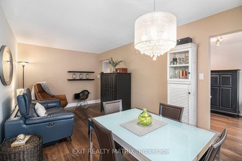 Photo 10 at 813 Clearcrest Crescent, Fallingbrook/Ridgemount, Orleans