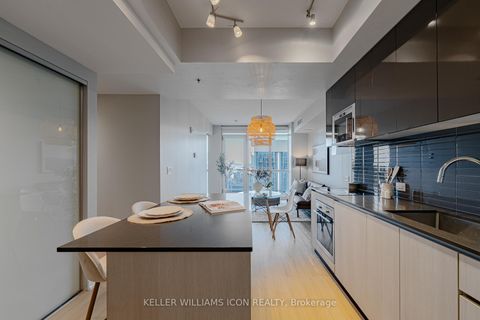 Photo 9 at 2015 - 199 Slater Street, Ottawa Centre