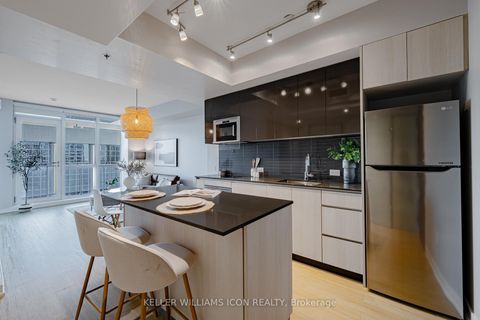 Photo 11 at 2015 - 199 Slater Street, Ottawa Centre