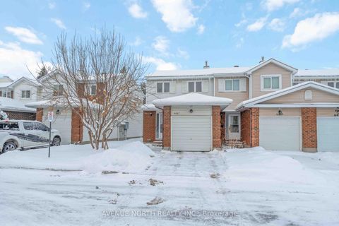 Photo 0 at 6467 Natalie Way, Chateauneuf, Orleans