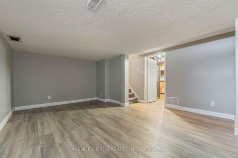 Photo 26 at 6467 Natalie Way, Chateauneuf, Orleans