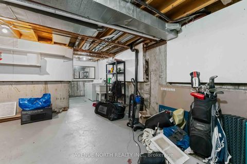 Photo 27 at 6467 Natalie Way, Chateauneuf, Orleans