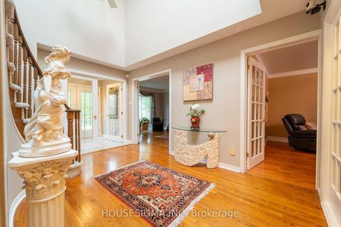 Photo 8 at 566 Falwyn Crescent, Fallingbrook/Ridgemount, Orleans