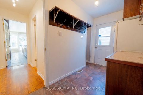 Photo 33 at 566 Falwyn Crescent, Fallingbrook/Ridgemount, Orleans