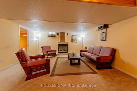 Photo 35 at 566 Falwyn Crescent, Fallingbrook/Ridgemount, Orleans