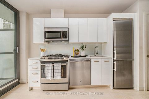 Photo 5 at 1113 - 224 Lyon Street N, Ottawa Centre