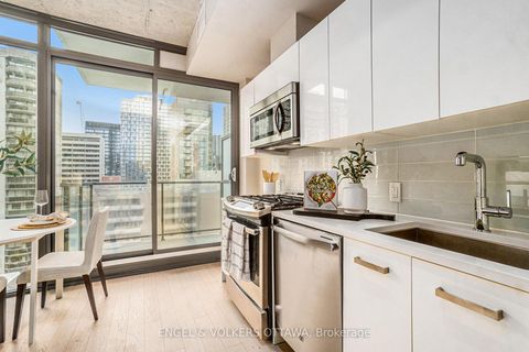 Photo 6 at 1113 - 224 Lyon Street N, Ottawa Centre