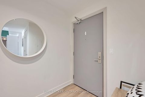 Photo 1 at 703 - 203 Catherine Street, Ottawa Centre