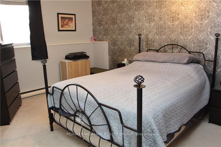 Photo 12 at 4 - 14 Sweetbriar Circle, Nepean (Pheasant Run), Ottawa