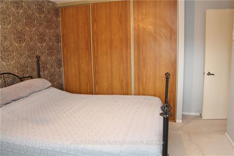 Photo 13 at 4 - 14 Sweetbriar Circle, Nepean (Pheasant Run), Ottawa