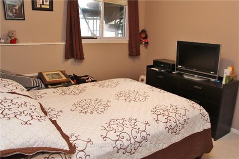 Photo 15 at 4 - 14 Sweetbriar Circle, Nepean (Pheasant Run), Ottawa