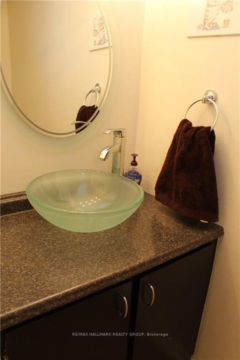 Photo 16 at 4 - 14 Sweetbriar Circle, Nepean (Pheasant Run), Ottawa