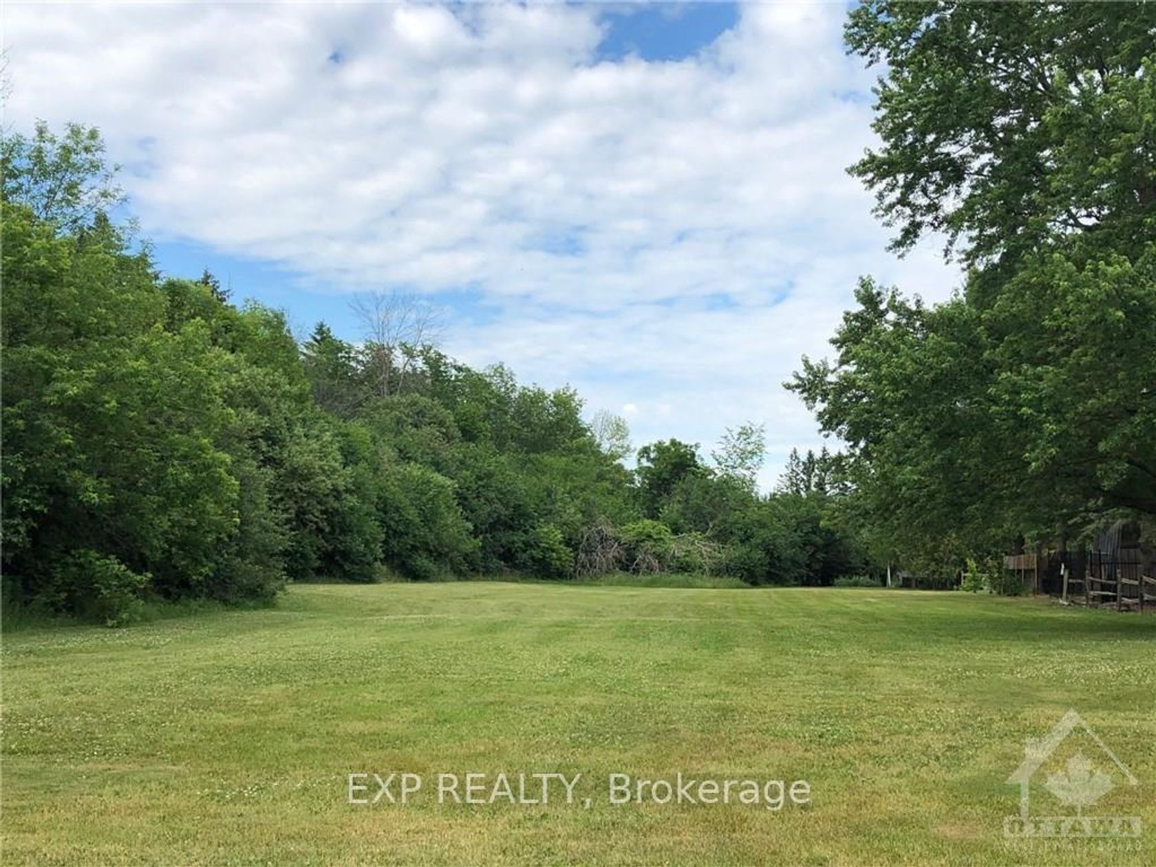 00 DUNN Street, Almonte, Mississippi Mills 2