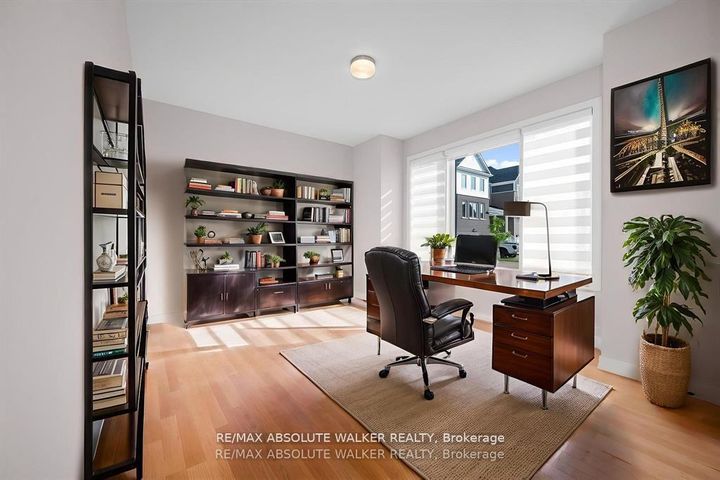 Photo 3 at 440 Appalachian Circle, Nepean (Half Moon Bay), Ottawa