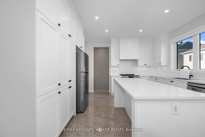 Photo 11 at 440 Appalachian Circle, Nepean (Half Moon Bay), Ottawa