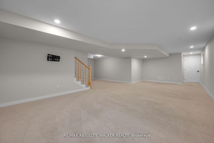Photo 34 at 440 Appalachian Circle, Nepean (Half Moon Bay), Ottawa