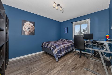 Photo 22 at 59 Birchbank Crescent, Bridlewood, Kanata