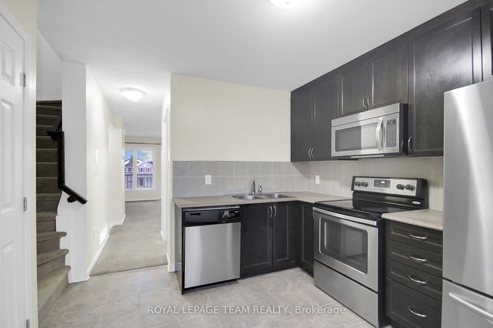 Photo 30 at 41 - 204 Shanly Private, Nepean (Stonebridge), Ottawa