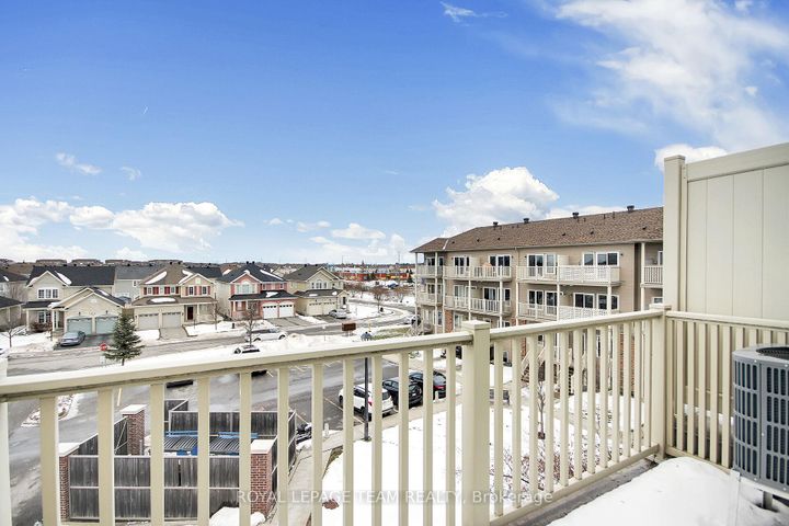 Photo 32 at 41 - 204 Shanly Private, Nepean (Stonebridge), Ottawa