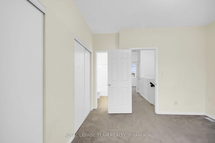 Photo 33 at 41 - 204 Shanly Private, Nepean (Stonebridge), Ottawa
