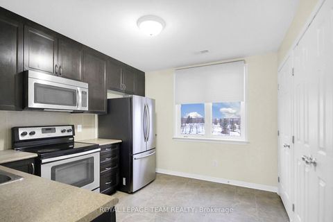 Photo 6 at 41 - 204 Shanly Private, Nepean (Stonebridge), Ottawa