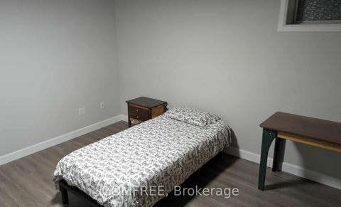 Photo 12 at 410 Grassendale Private, Richmond, Stittsville