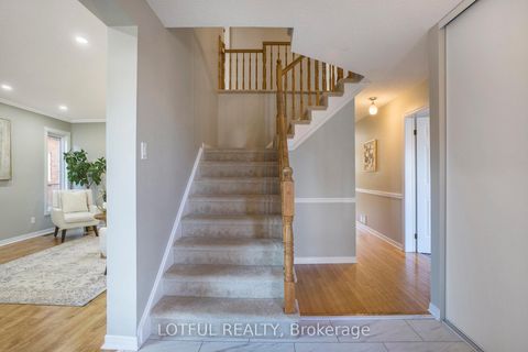Photo 3 at 4 Spindle Way, Stittsville (South), Stittsville