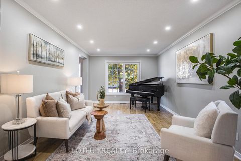 Photo 4 at 4 Spindle Way, Stittsville (South), Stittsville