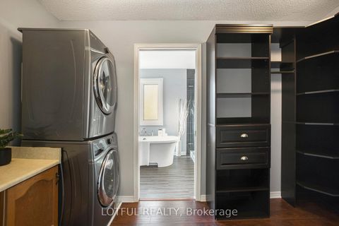 Photo 16 at 4 Spindle Way, Stittsville (South), Stittsville