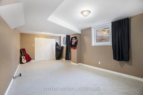 Photo 28 at 4 Spindle Way, Stittsville (South), Stittsville