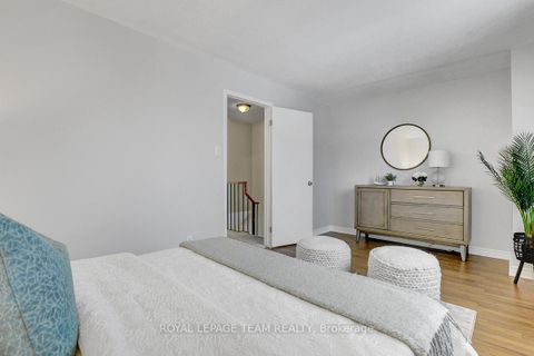 Photo 22 at 47 Mcdermot Court, Katimavik, Kanata