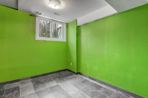 Photo 37 at 47 Mcdermot Court, Katimavik, Kanata