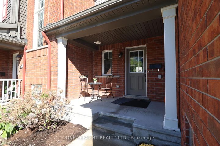 Photo 2 at 901 Fameflower Street, Nepean (Half Moon Bay), Ottawa