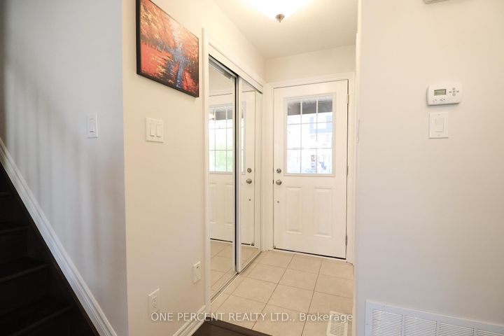 Photo 3 at 901 Fameflower Street, Nepean (Half Moon Bay), Ottawa