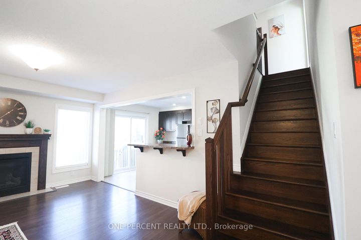 Photo 12 at 901 Fameflower Street, Nepean (Half Moon Bay), Ottawa