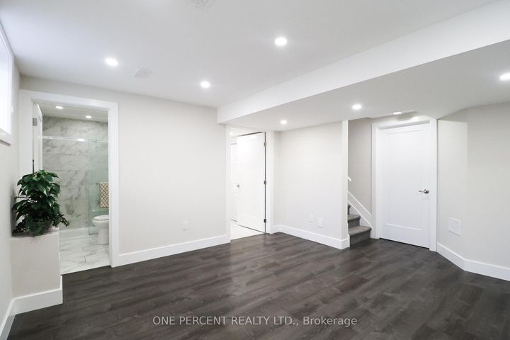 Photo 21 at 901 Fameflower Street, Nepean (Half Moon Bay), Ottawa