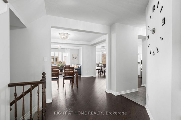 Photo 6 at 1131 Apolune Street, Nepean (Half Moon Bay), Ottawa