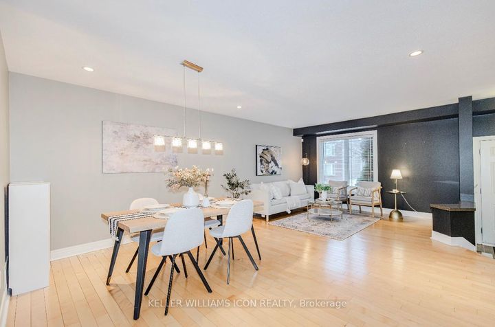 Photo 10 at 40 Huntcliff Place, Nepean (Strandherd), Ottawa