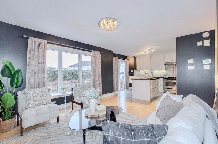 Photo 13 at 40 Huntcliff Place, Nepean (Strandherd), Ottawa