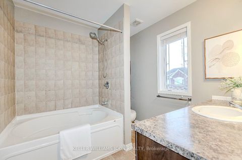 Photo 22 at 40 Huntcliff Place, Nepean (Strandherd), Ottawa