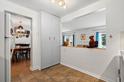 Photo 10 at 39 - 1140 Forets Avenue, Convent Glen North, Orleans