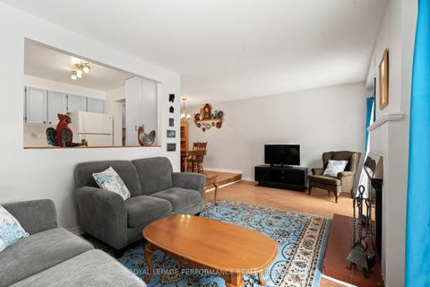 Photo 13 at 39 - 1140 Forets Avenue, Convent Glen North, Orleans