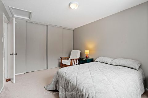 Photo 24 at 39 - 1140 Forets Avenue, Convent Glen North, Orleans