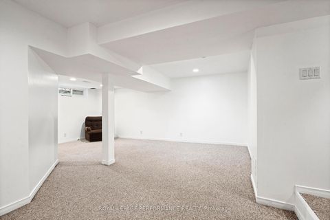 Photo 29 at 39 - 1140 Forets Avenue, Convent Glen North, Orleans