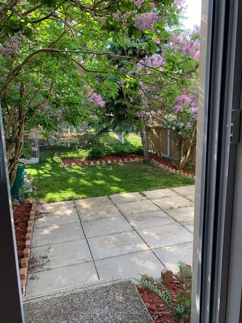 Photo 33 at 39 - 1140 Forets Avenue, Convent Glen North, Orleans