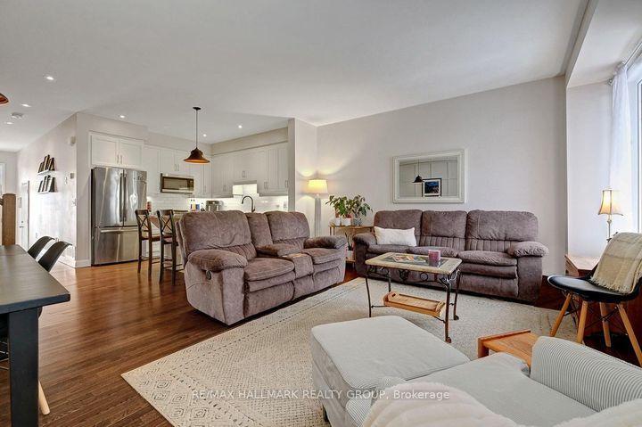 Photo 3 at 551 Kilspindie Ridge, Nepean (Stonebridge), Ottawa