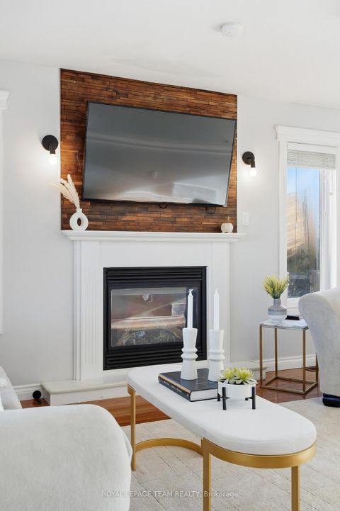 Photo 9 at 116 Mclachlin Street S, Arnprior